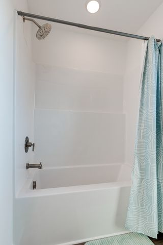 1573 Elliott Williams Pvt Way, Gallatin, TN 37066