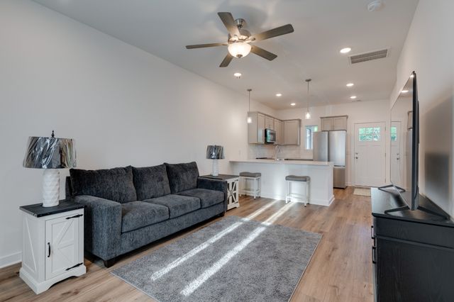 1573 Elliott Williams Pvt Way, Gallatin, TN 37066