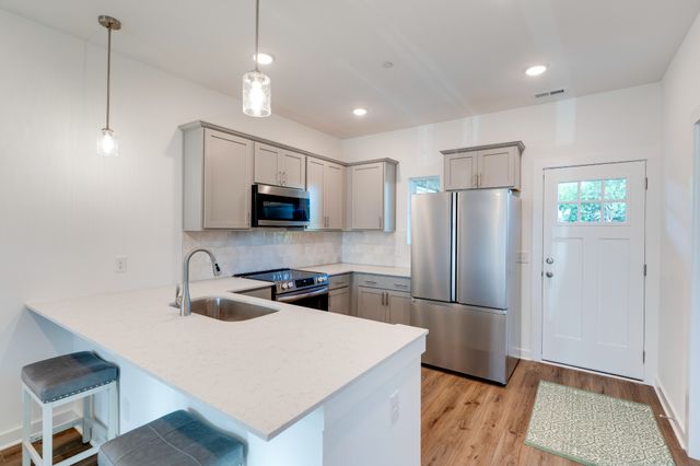 1573 Elliott Williams Pvt Way, Gallatin, TN 37066