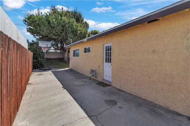 1502 Lyndhurst, La Puente, CA 91745