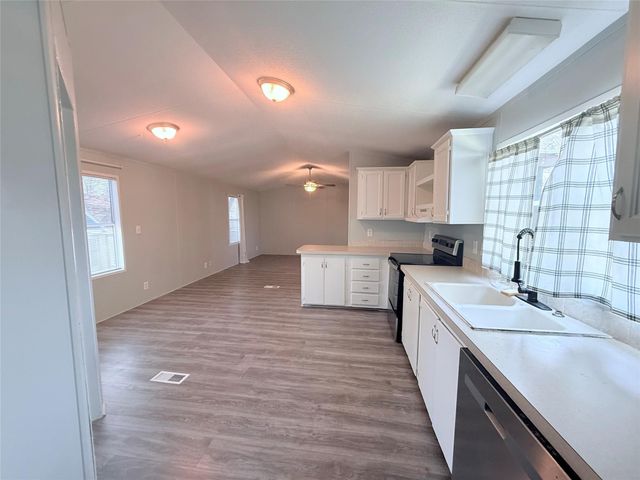 12738 Pecan Tree Court, Willis, TX 77318