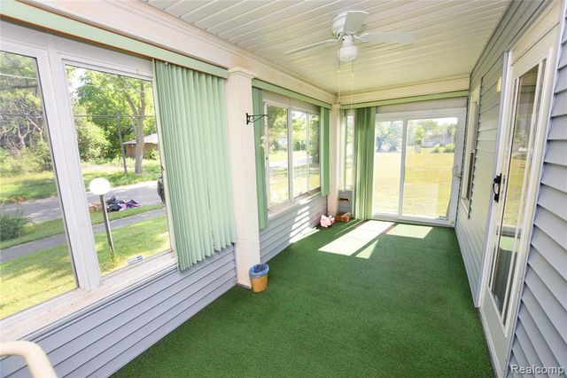 506 E Eldridge Avenue, Flint, MI 48505