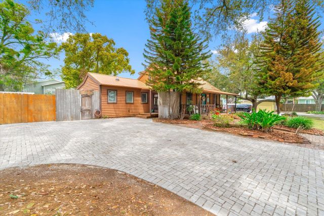 68 Kings Ferry Way, St Augustine, FL 32084