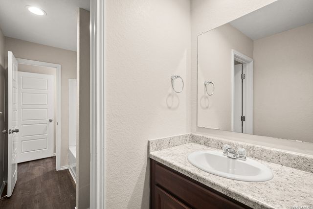 7419 Twin Pine, Converse, TX 78109