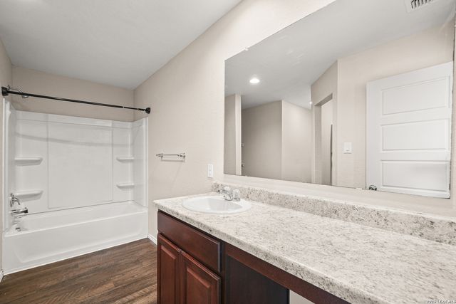 7419 Twin Pine, Converse, TX 78109