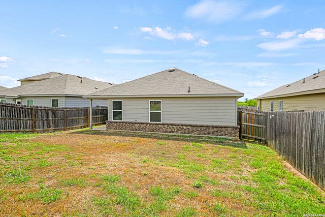7419 Twin Pine, Converse, TX 78109