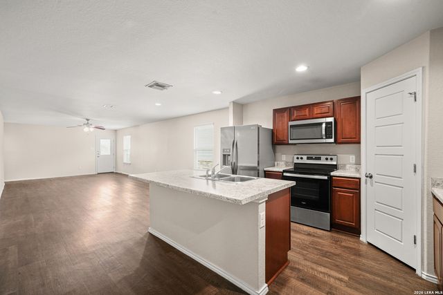 7419 Twin Pine, Converse, TX 78109
