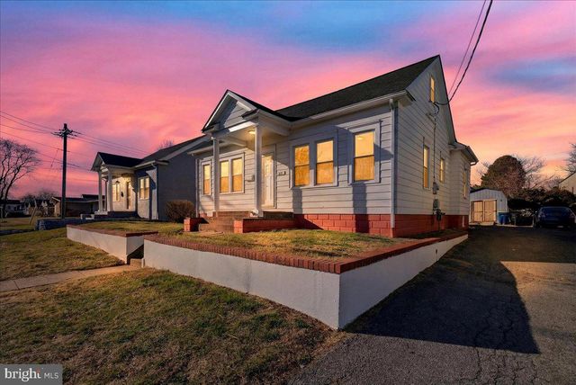 615 W 13TH, New Castle, DE 19720