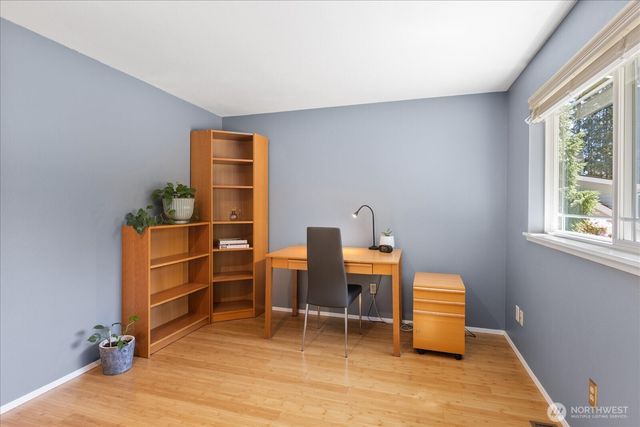 8011 180th Place SW, Edmonds, WA 98026