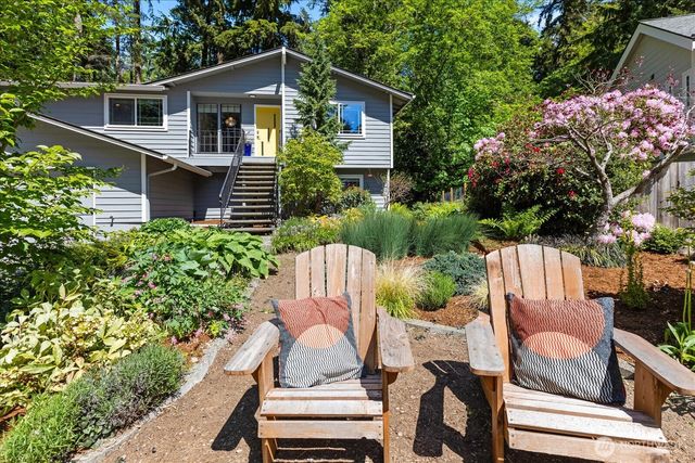 8011 180th Place SW, Edmonds, WA 98026