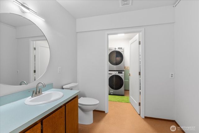 8011 180th Place SW, Edmonds, WA 98026