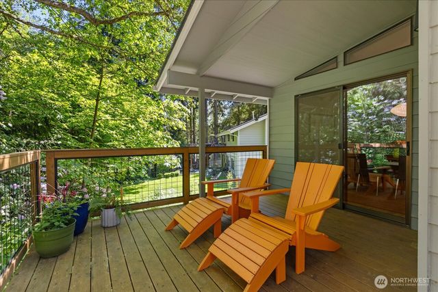 8011 180th Place SW, Edmonds, WA 98026