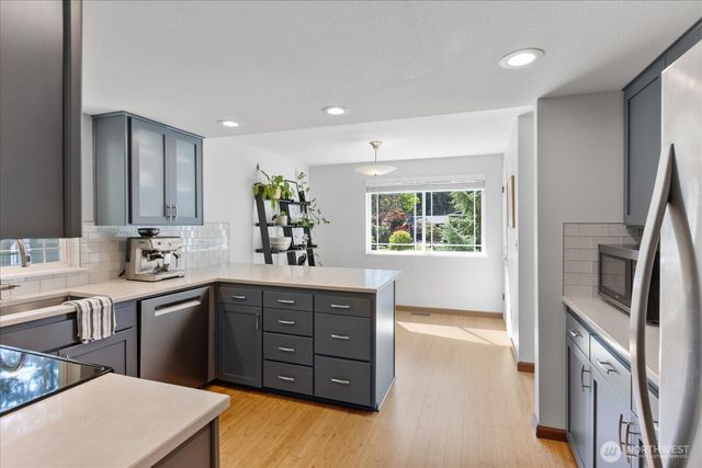 8011 180th Place SW, Edmonds, WA 98026