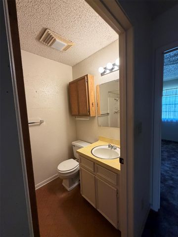 1001 W 17th ST, Georgetown, TX 78626