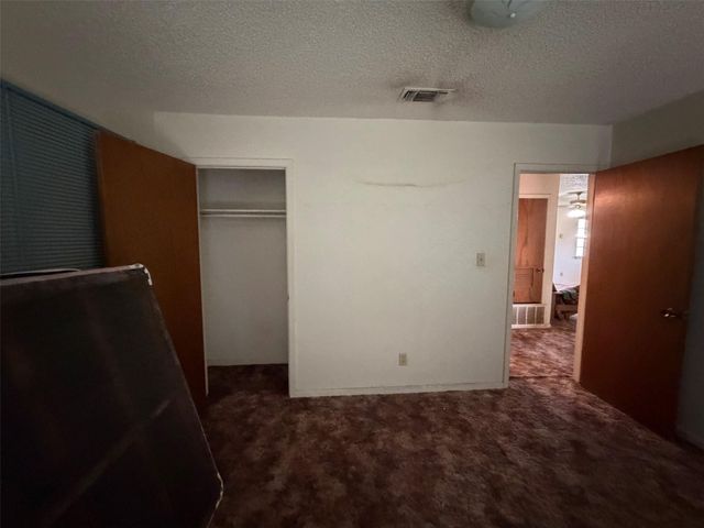 1001 W 17th ST, Georgetown, TX 78626