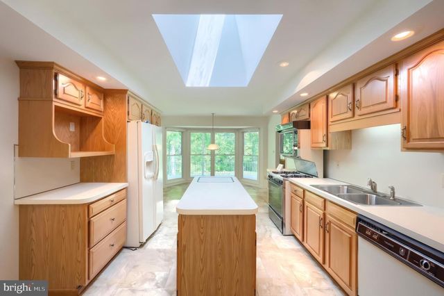3617 CIMMERON RD, York, PA 17402