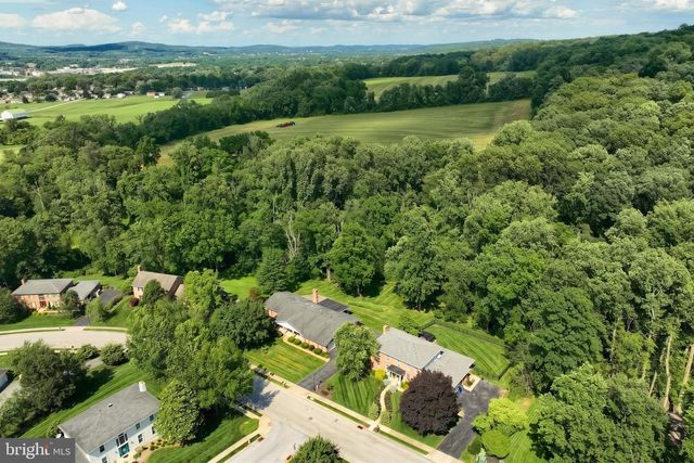 3617 CIMMERON RD, York, PA 17402