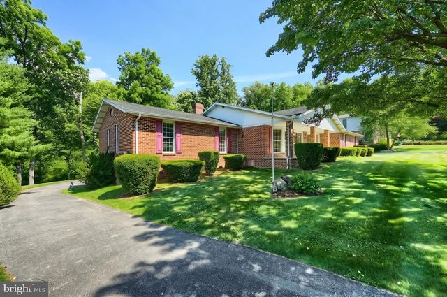 3617 CIMMERON RD, York, PA 17402