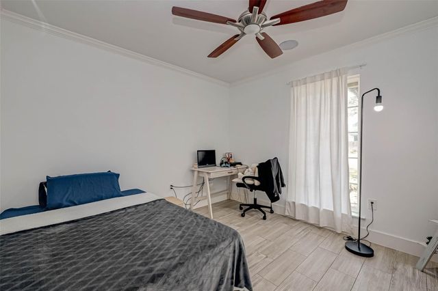 5027 Yarwell Drive, Houston, TX 77096