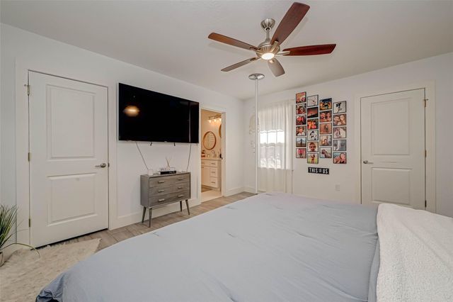 5027 Yarwell Drive, Houston, TX 77096