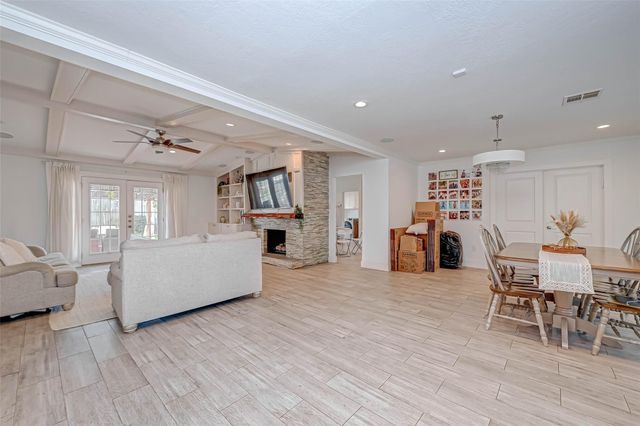 5027 Yarwell Drive, Houston, TX 77096