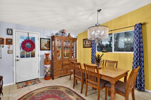 13817 N 10TH Place, Phoenix, AZ 85022