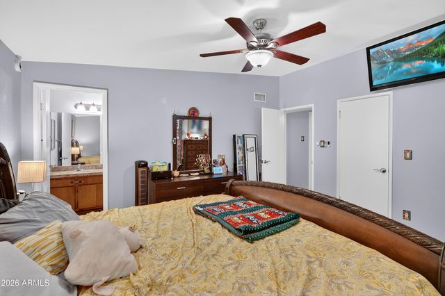 13817 N 10TH Place, Phoenix, AZ 85022