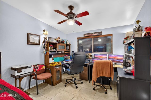 13817 N 10TH Place, Phoenix, AZ 85022