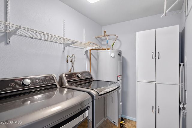 13817 N 10TH Place, Phoenix, AZ 85022