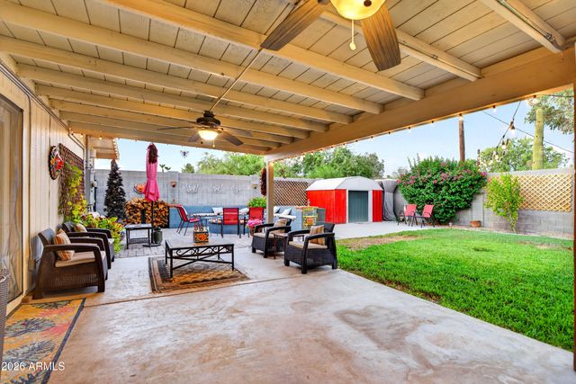 13817 N 10TH Place, Phoenix, AZ 85022