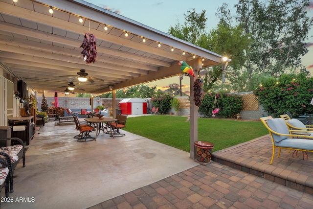 13817 N 10TH Place, Phoenix, AZ 85022
