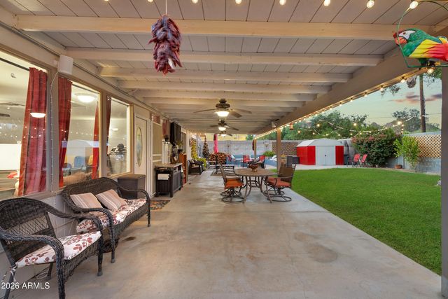 13817 N 10TH Place, Phoenix, AZ 85022