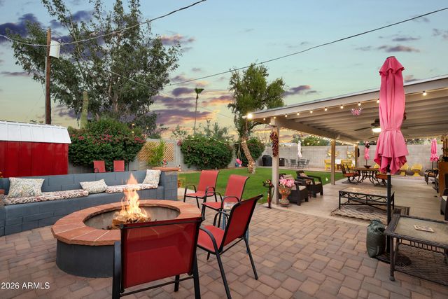 13817 N 10TH Place, Phoenix, AZ 85022