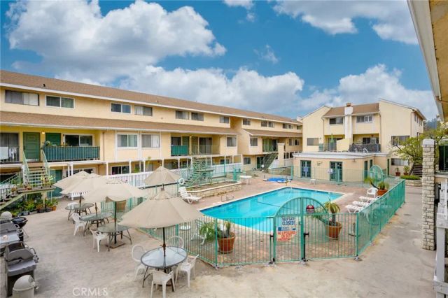 121 Sinclair Avenue 206, Glendale, CA 91206