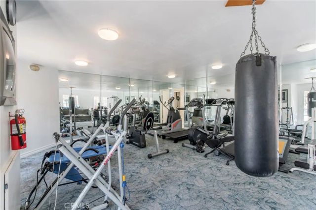121 Sinclair Avenue 206, Glendale, CA 91206
