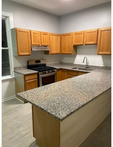 2419 N TALMAN Avenue 2, Chicago, IL 60647