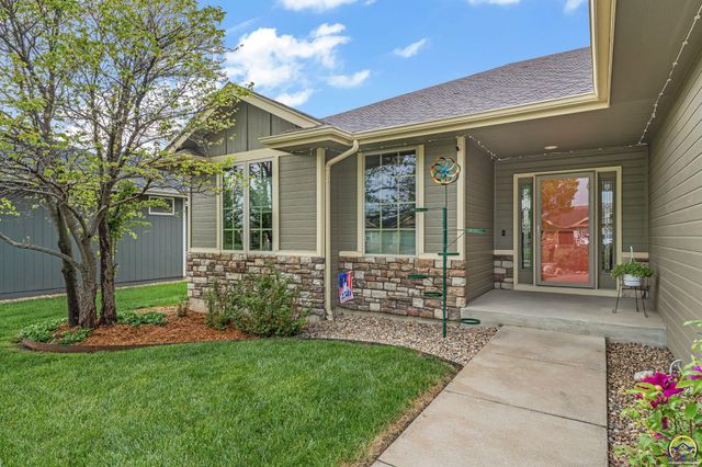 3326 SW 44th Ter, Topeka, KS 66610