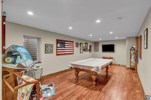 3326 SW 44th Ter, Topeka, KS 66610