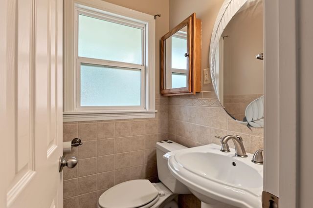 3900 N Harding, Bel Aire, KS 67220