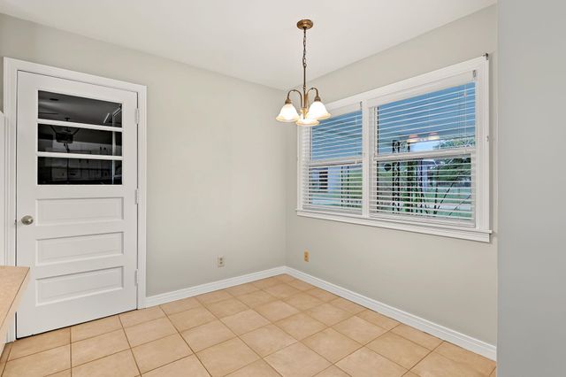 3900 N Harding, Bel Aire, KS 67220