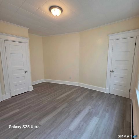 82 Bunker Hill Avenue 1st Fl, Waterbury, CT 06708