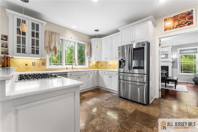 1 Woodland Drive, Plainsboro, NJ 08512