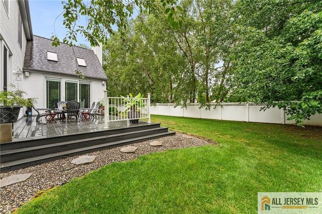 1 Woodland Drive, Plainsboro, NJ 08512
