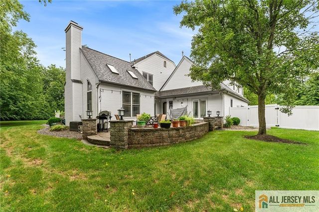 1 Woodland Drive, Plainsboro, NJ 08512