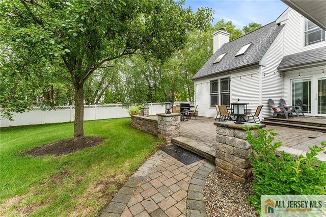 1 Woodland Drive, Plainsboro, NJ 08512