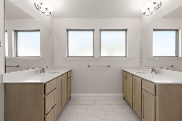 395 Misty Meadow Lane, Lavon, TX 75166