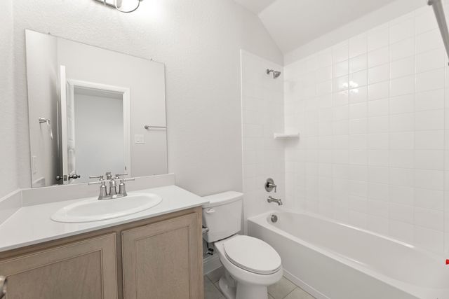 395 Misty Meadow Lane, Lavon, TX 75166