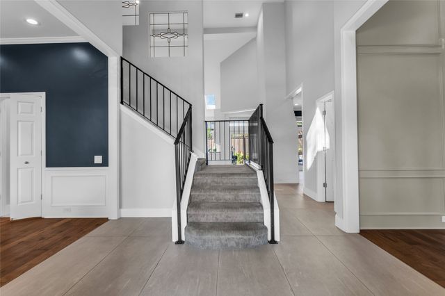 5919 Mapleshade Lane, Dallas, TX 75252