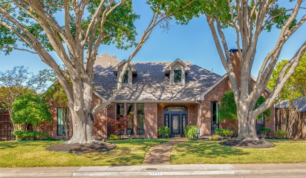 5919 Mapleshade Lane, Dallas, TX 75252