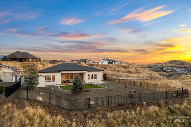 19011 N Eaglestone Pl, Boise, ID 83714